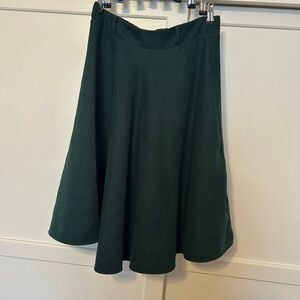 Elegant Green Women's Skirt